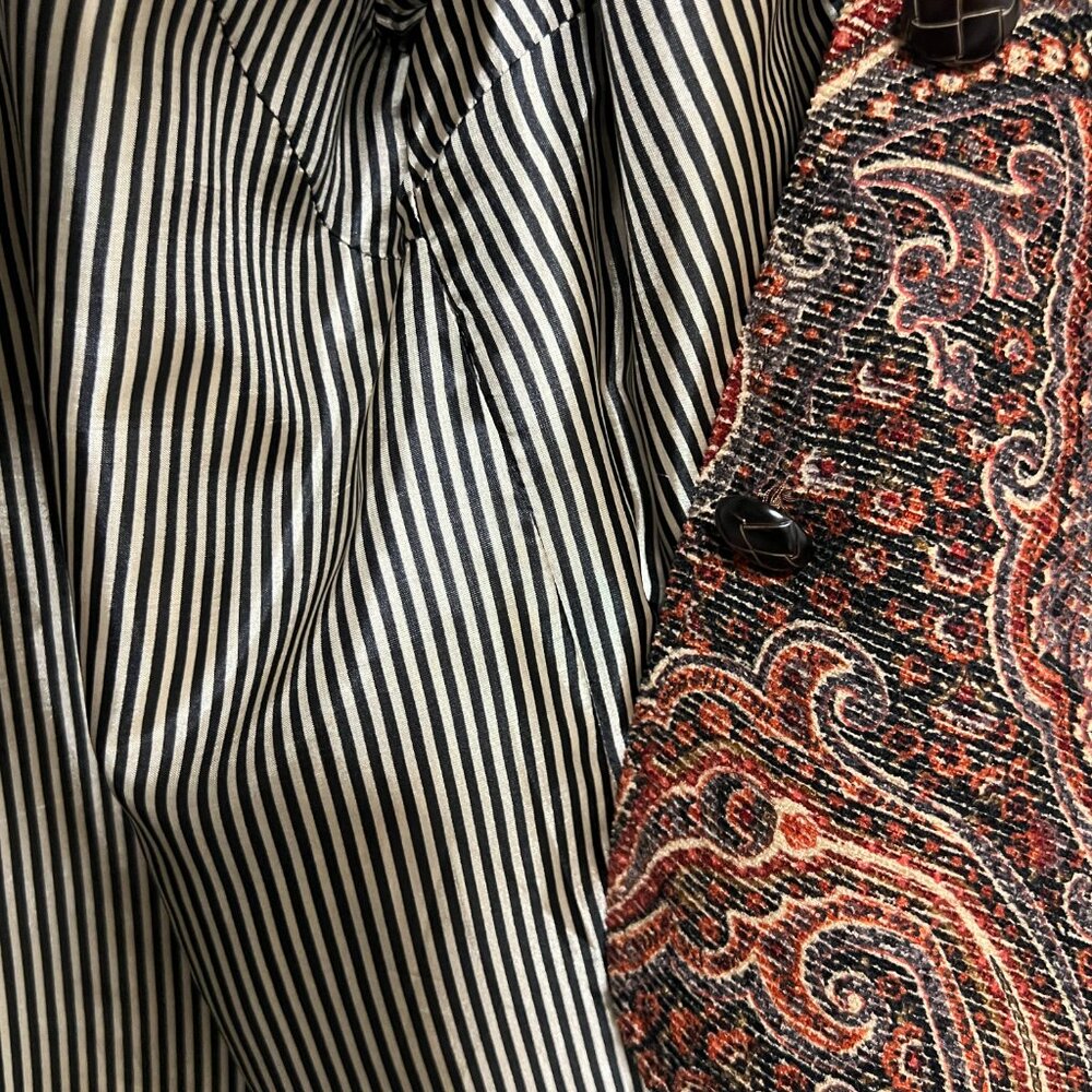 Coldwater Creek jacket, paisley tapestry, M/P size, excellent condition - Picture 7 of 8